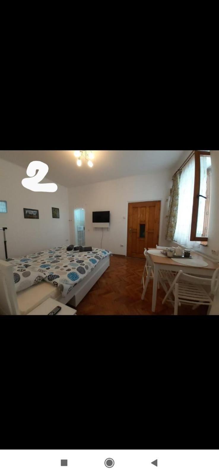 Central Studio In Historic Center Braşov Exteriör bild
